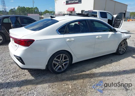 2021 Kia Forte Ex z USA, uszkodzony, nr VIN 3KPF54ADXME403484